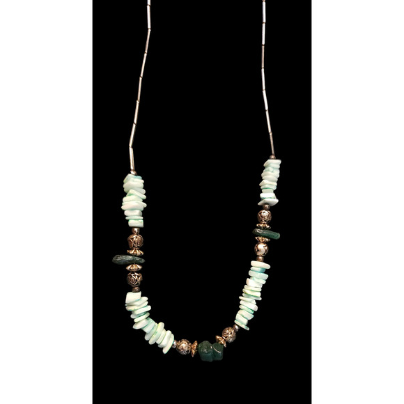 Vintage green Pukla Shell, silver, and green sea glass necklace - Picture 1 of 4